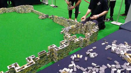 Lego-Castle-build-BrickLive