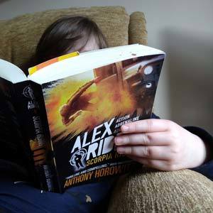 Toothy-reads-Scorpio-Rising-Alex-Rider-Book-9--book-middle-grade-fiction-childrens-fiction-action-spy-adventure