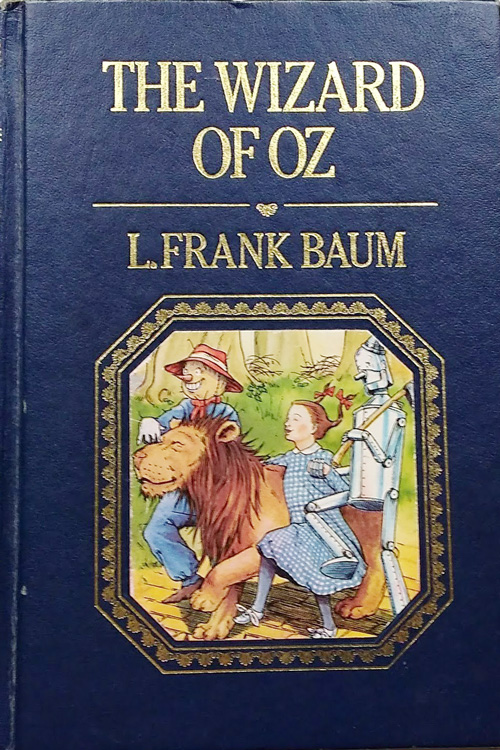 Wizard-of-Oz-by-L-Frank-Baum-cover-what-is-your-favourite-childhood-book-fiction-books-for-kids-photo-by-readinginspiration